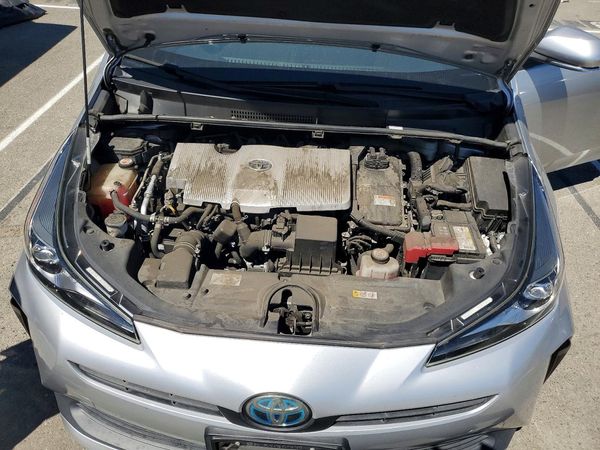 2020 TOYOTA PRIUS