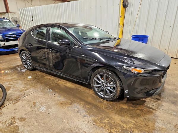 2025 MAZDA 3
