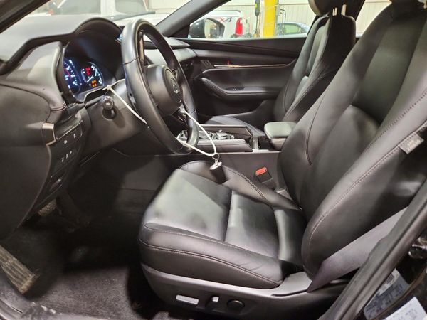2025 MAZDA 3