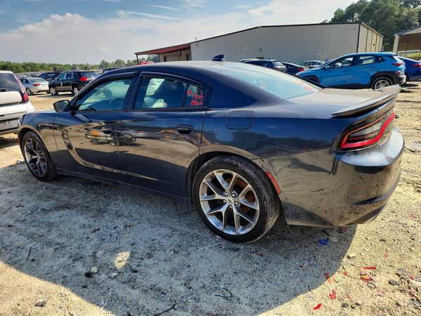 2016 DODGE CHARGER SXT