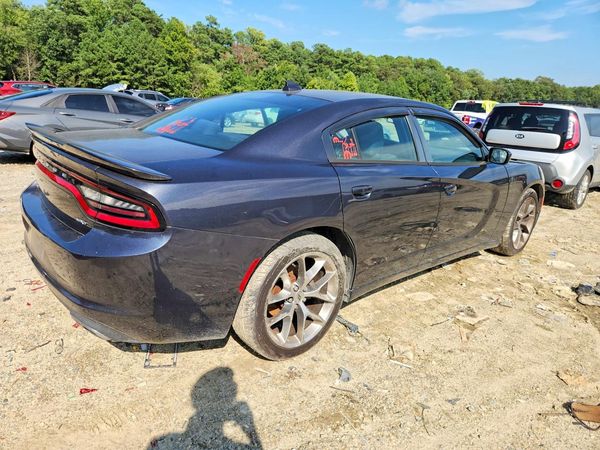 2016 DODGE CHARGER SXT