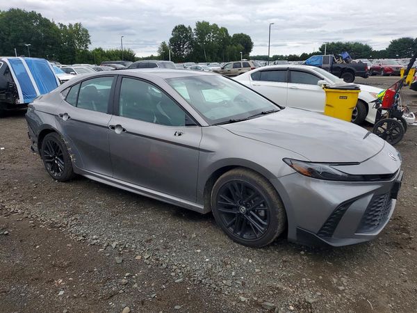 2025 TOYOTA CAMRY