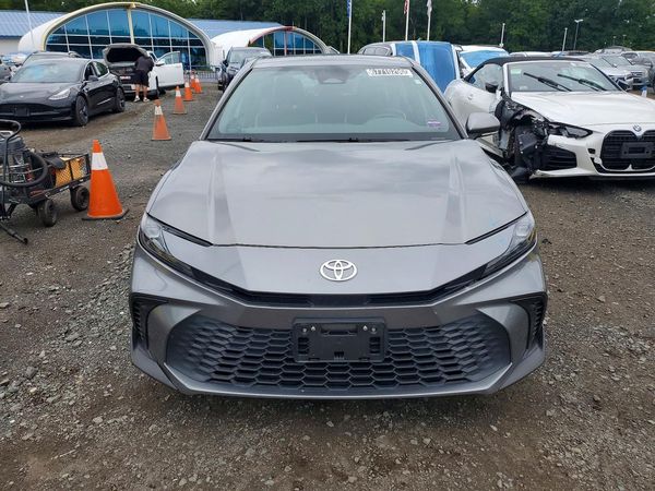 2025 TOYOTA CAMRY