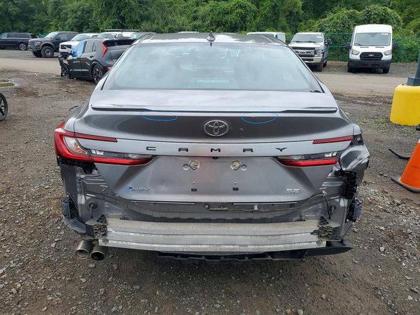 2025 TOYOTA CAMRY