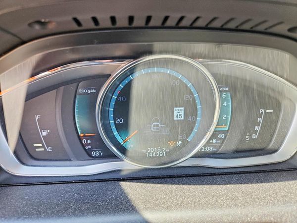 2016 VOLVO XC60