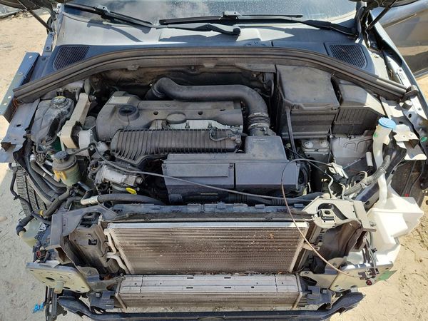 2016 VOLVO XC60