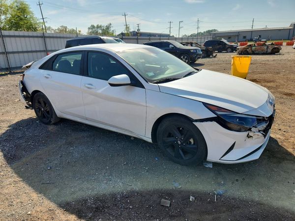 2021 HYUNDAI ELANTRA SEL w/ Convenience Pkg