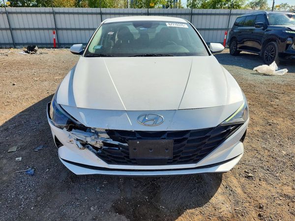 2021 HYUNDAI ELANTRA SEL w/ Convenience Pkg