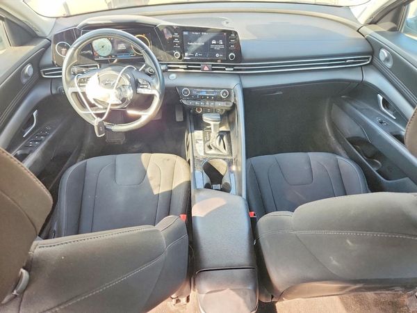 2021 HYUNDAI ELANTRA SEL w/ Convenience Pkg