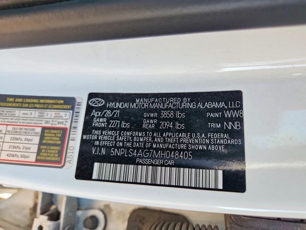 2021 HYUNDAI ELANTRA SEL w/ Convenience Pkg