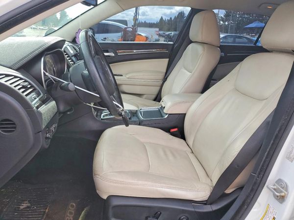 2016 CHRYSLER 300 Limited