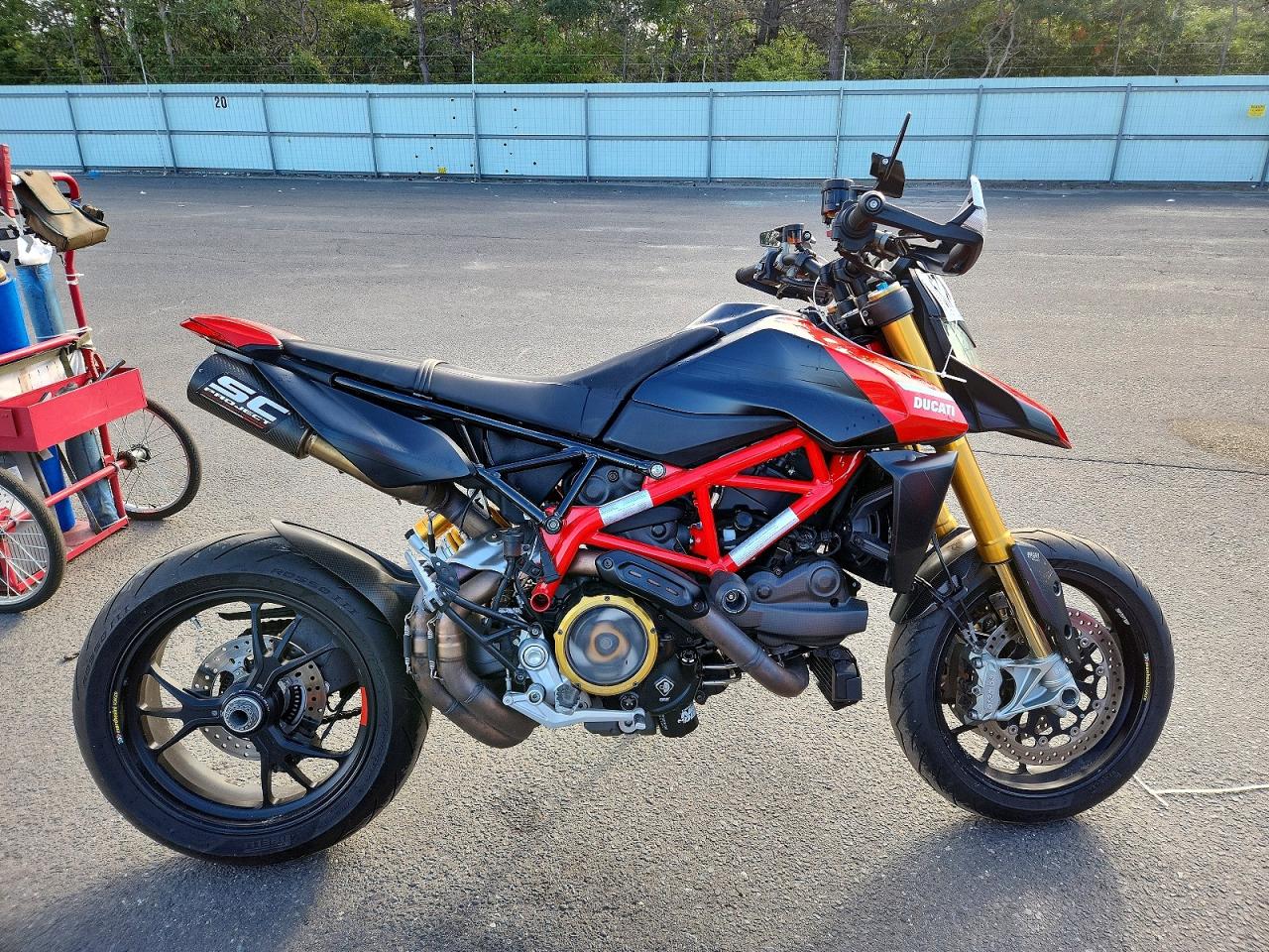 2023 DUCATI HYPERMOTARD
