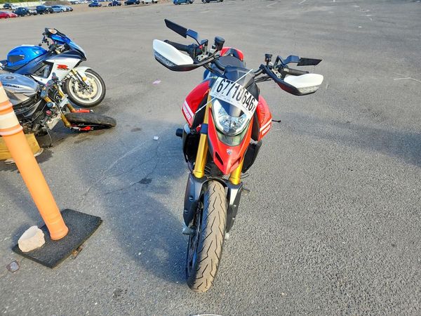 2023 DUCATI HYPERMOTARD