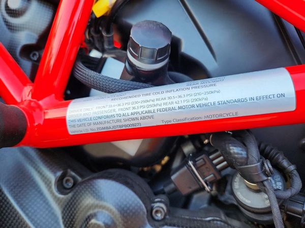 2023 DUCATI HYPERMOTARD