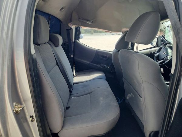2017 TOYOTA TACOMA