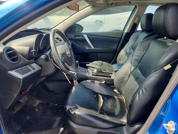 2012 MAZDA 3 Grand Touring/GT — DENT