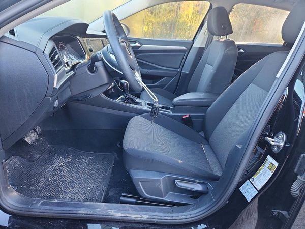 2019 VOLKSWAGEN JETTA S, SE, R-Line — DENT