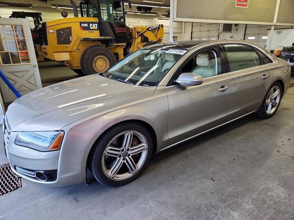 2013 AUDI A8