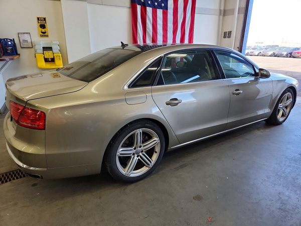 2013 AUDI A8