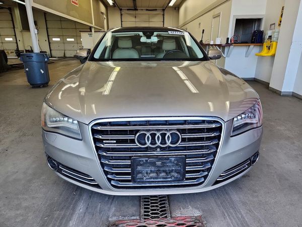 2013 AUDI A8
