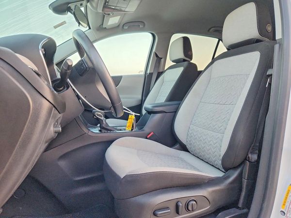 2022 CHEVROLET EQUINOX LT (1LT) — DENT