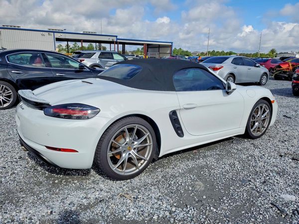 2017 PORSCHE BOXSTER