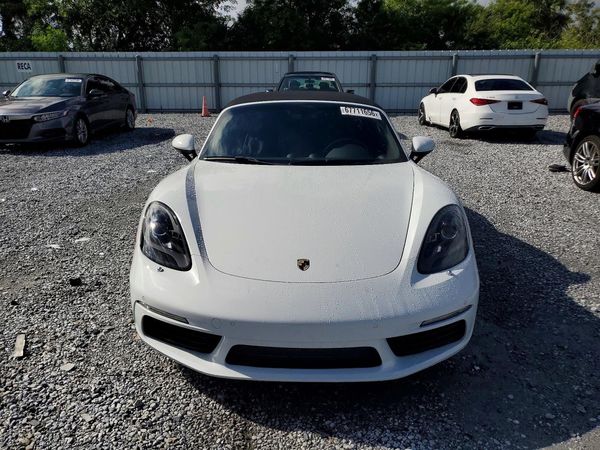 2017 PORSCHE BOXSTER