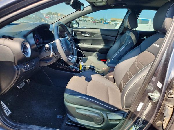 2024 KIA FORTE GT Line
