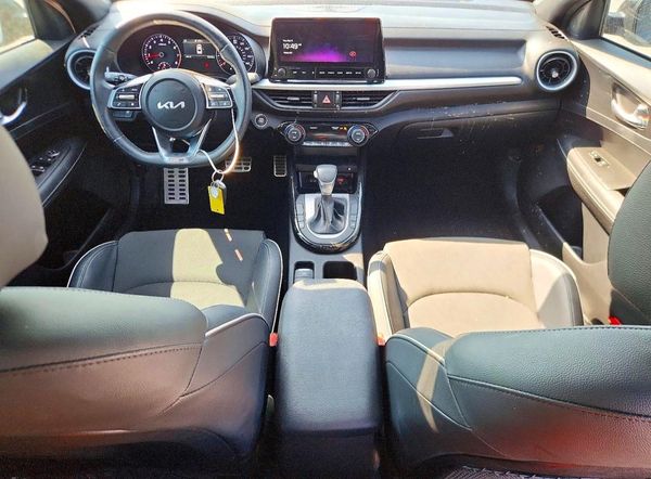 2024 KIA FORTE GT Line