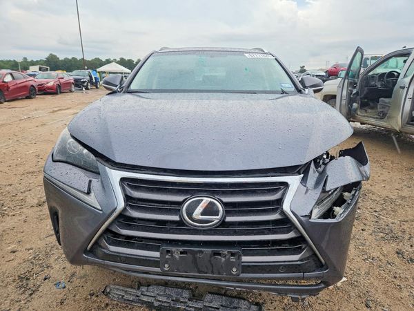 2015 LEXUS NX 200t Luxury