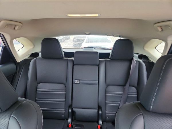 2015 LEXUS NX 200t Luxury