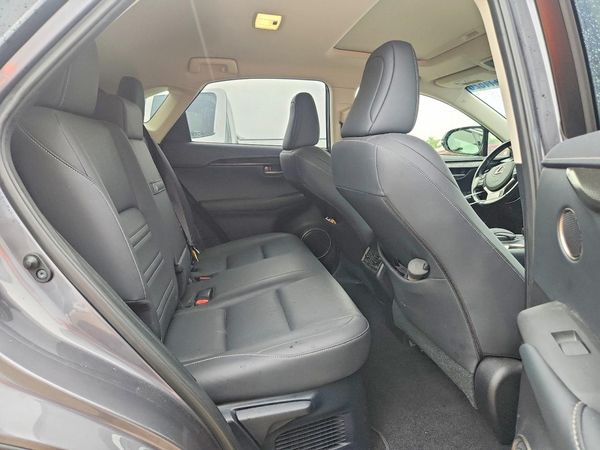 2015 LEXUS NX 200t Luxury