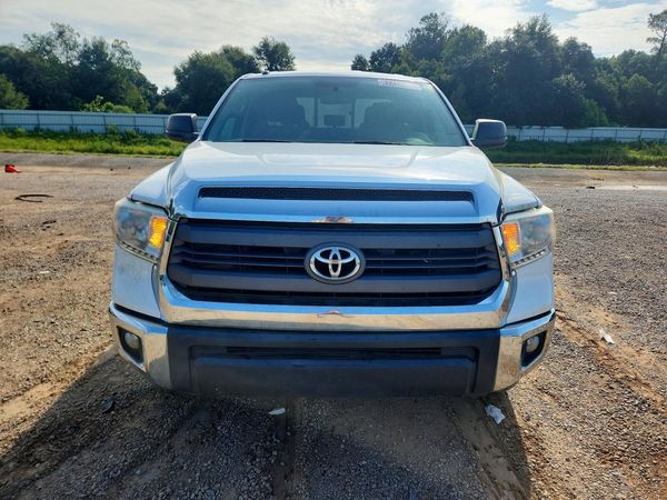 2015 TOYOTA TUNDRA SR5 Grade