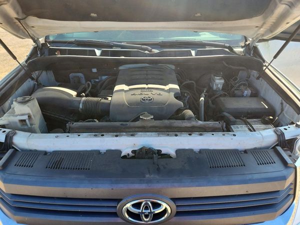 2015 TOYOTA TUNDRA SR5 Grade
