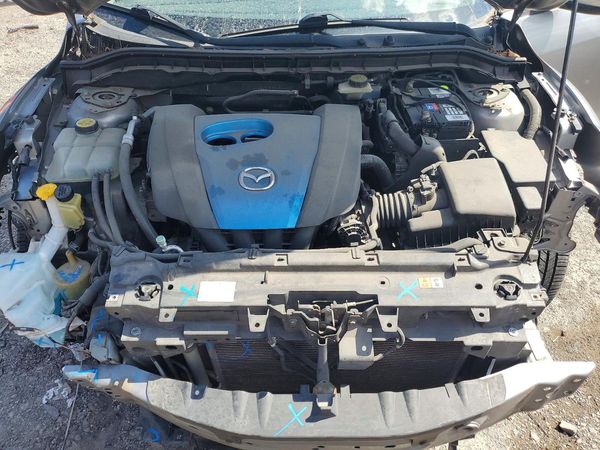 2013 MAZDA 3