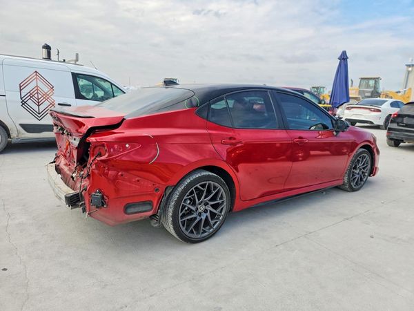 2025 TOYOTA CAMRY