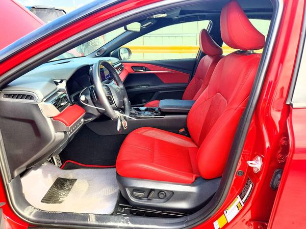 2025 TOYOTA CAMRY