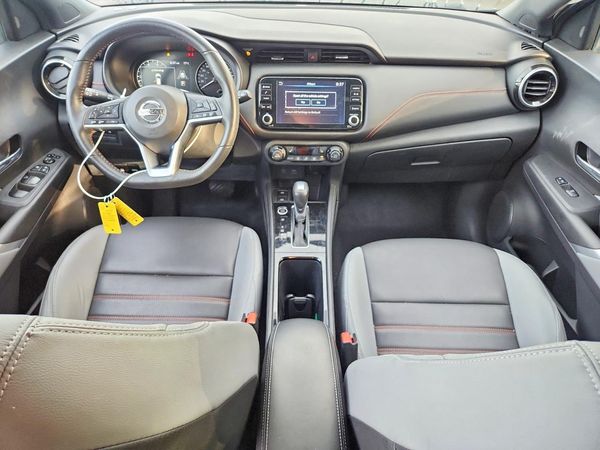 2021 NISSAN KICKS SR