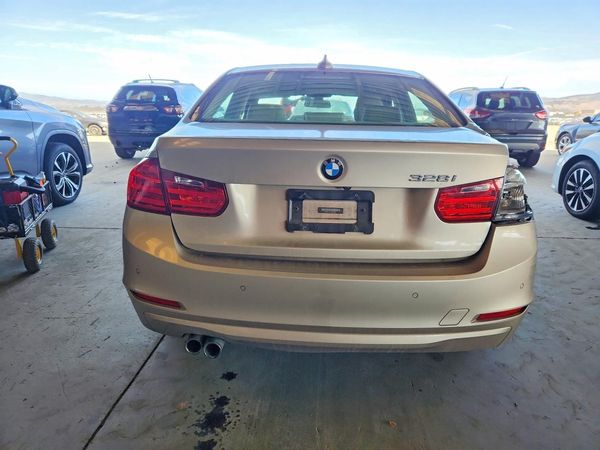 2015 BMW 328