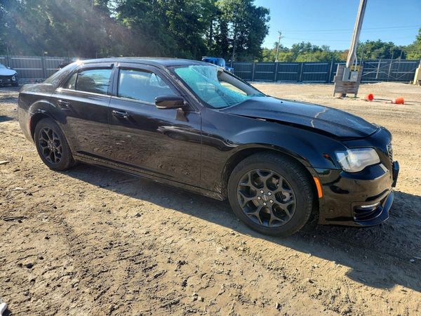 2023 CHRYSLER 300 Touring L