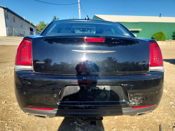 2023 CHRYSLER 300 Touring L