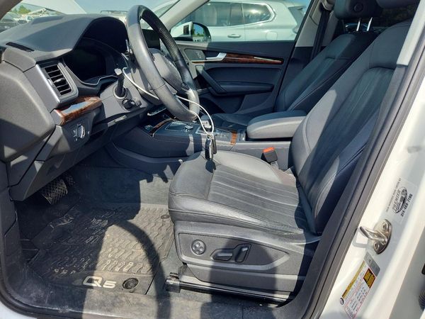 2018 AUDI Q5 quattro Premium Plus