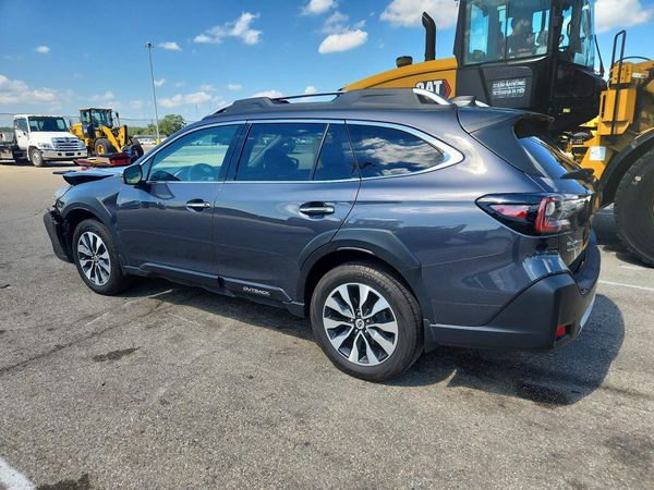 2024 SUBARU OUTBACK Touring