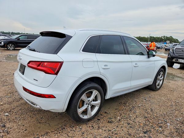 2020 AUDI Q5 quattro Premium Plus