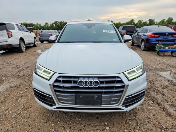 2020 AUDI Q5 quattro Premium Plus