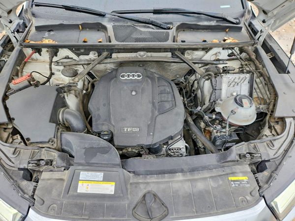 2020 AUDI Q5 quattro Premium Plus
