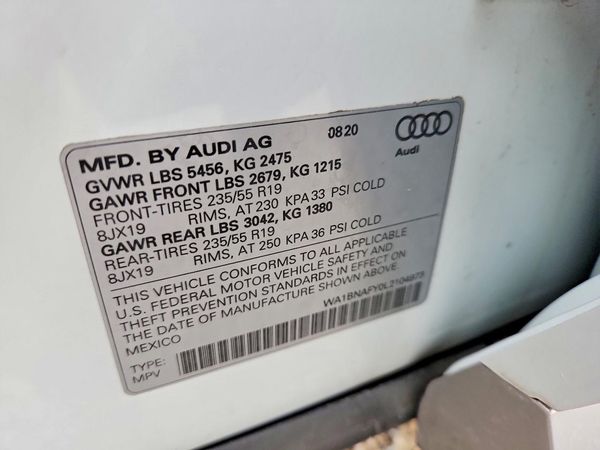 2020 AUDI Q5 quattro Premium Plus