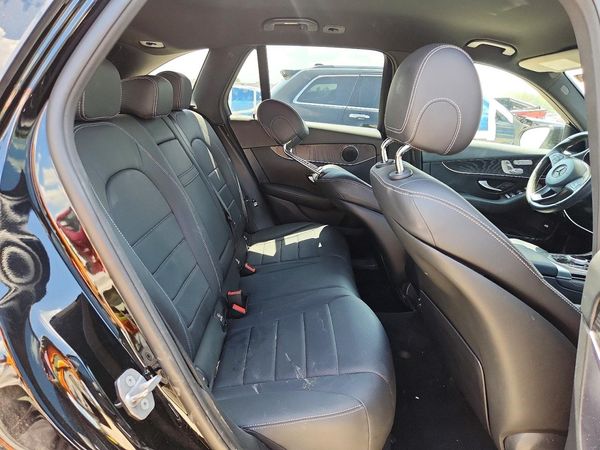 2018 MERCEDES-BENZ GLC