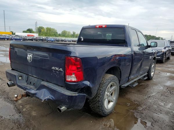 2013 RAM 1500 ST
