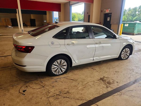 2020 VOLKSWAGEN JETTA S, SE, R-Line